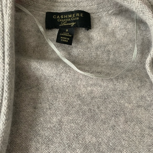 Soft grey cashmere sweater from Macy-worn a couple times - Picture 2 of 5